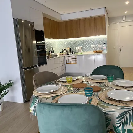 Sunset Paradise, Funchal: Sounds Of The Sea Appartement