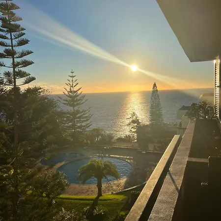 Sunset Paradise, Funchal: Sounds Of The Sea Appartement *